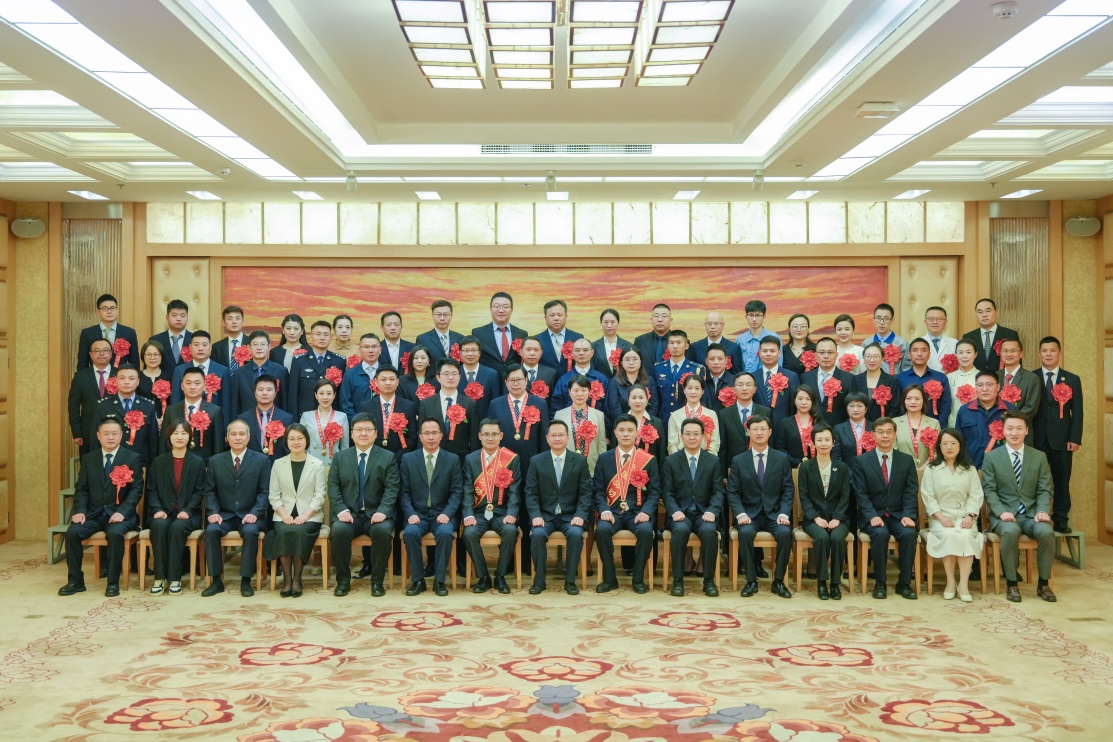 上海齊達(dá)重型裝備有限公司蘭小剛同志榮獲奉賢區(qū)2025年“賢城工匠”稱號(hào)